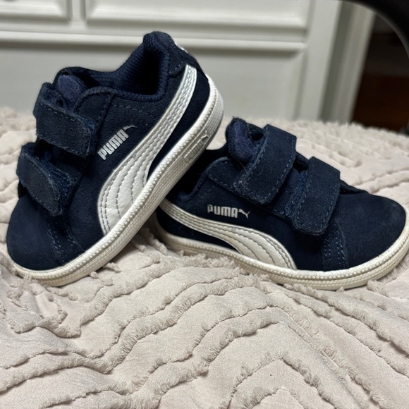 Puma Other - Puma Unisex-Child Smash Hook and Loop Shoes-toddler size 4c